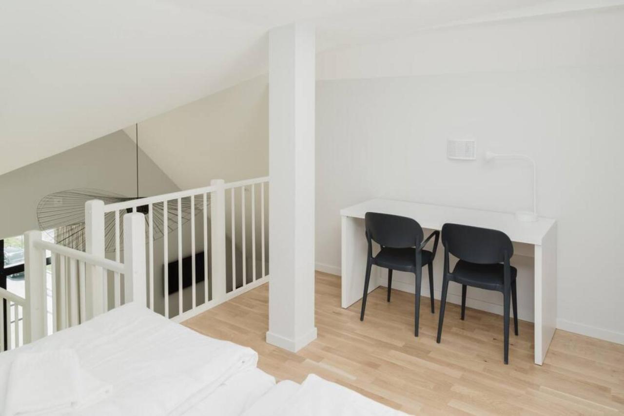 All In One Loft With Balcony And Free Parking Lidingö Exterior foto